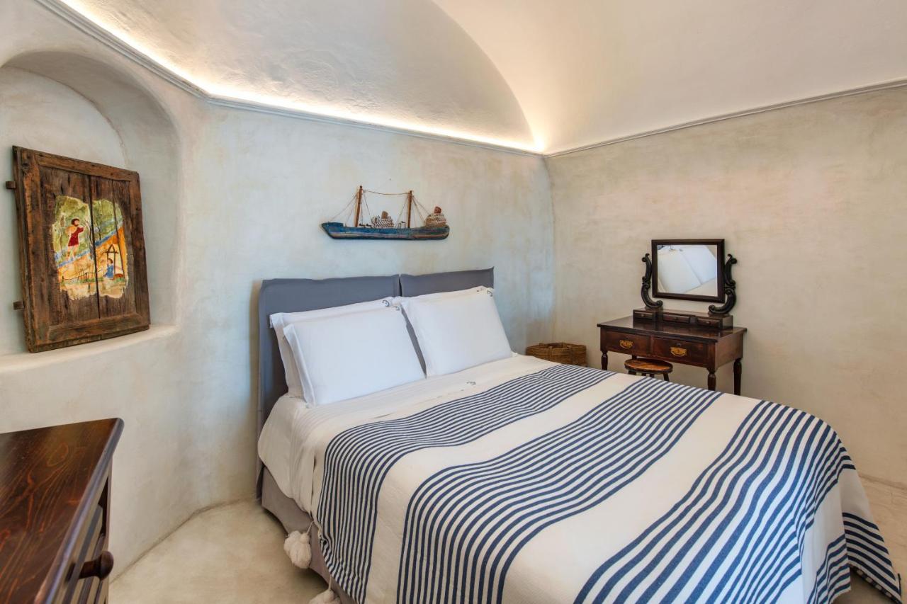 De Profundis By Thireon Villa Oia  Exterior photo